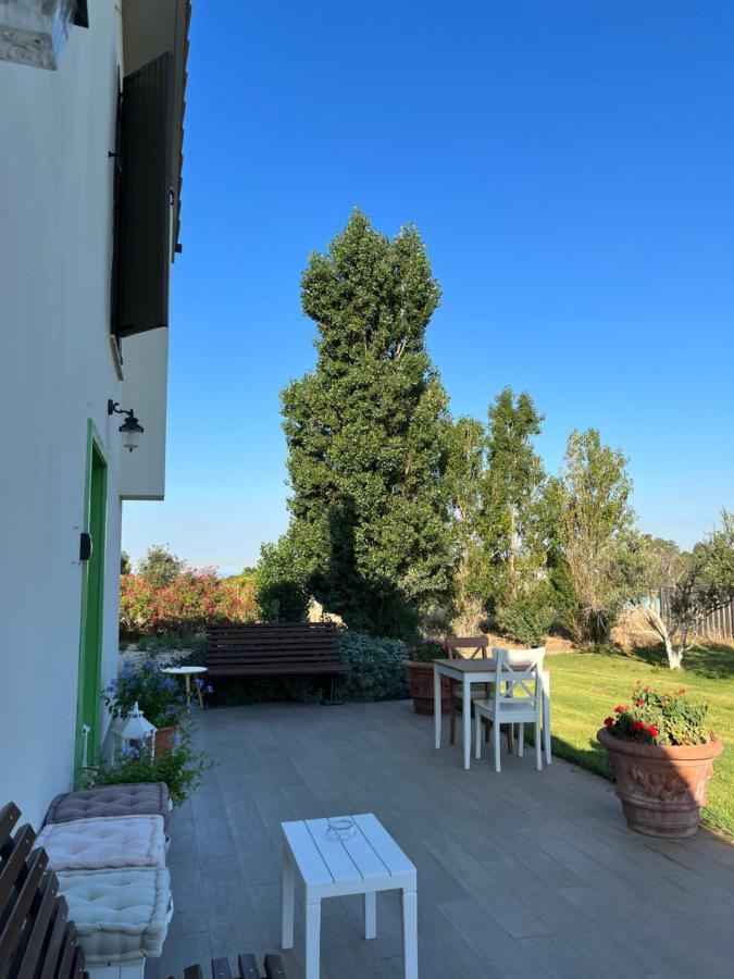 Bed And Breakfast Country Cottage Civitavecchia Kültér fotó