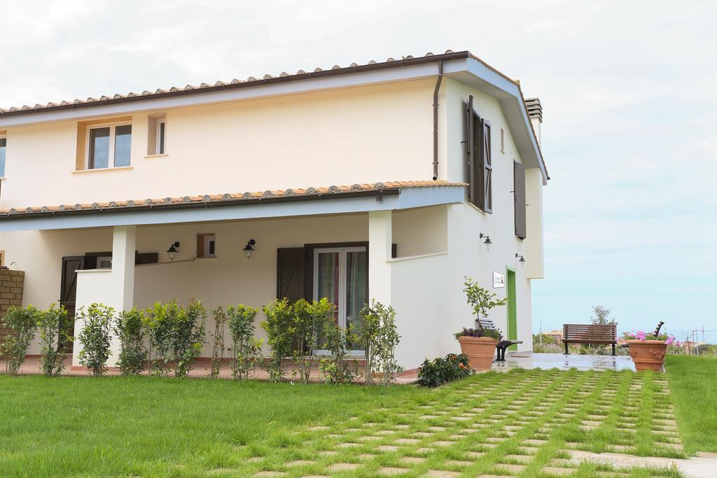 Bed And Breakfast Country Cottage Civitavecchia Kültér fotó